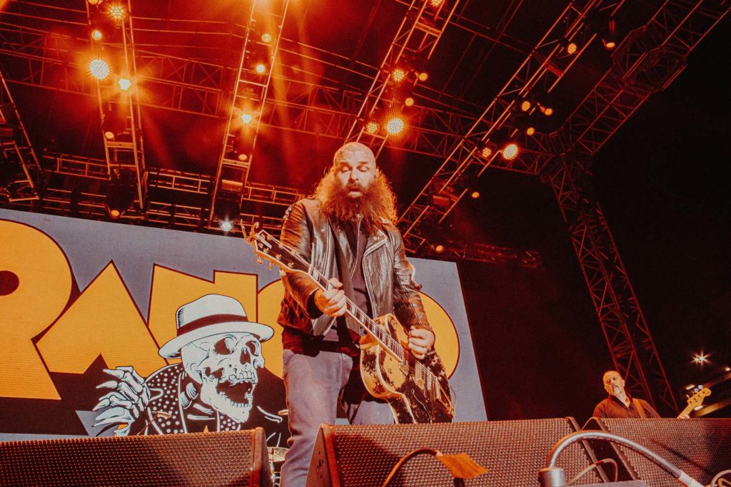 Discover All The Punk Rock Concerts To Punch Up Your 2019